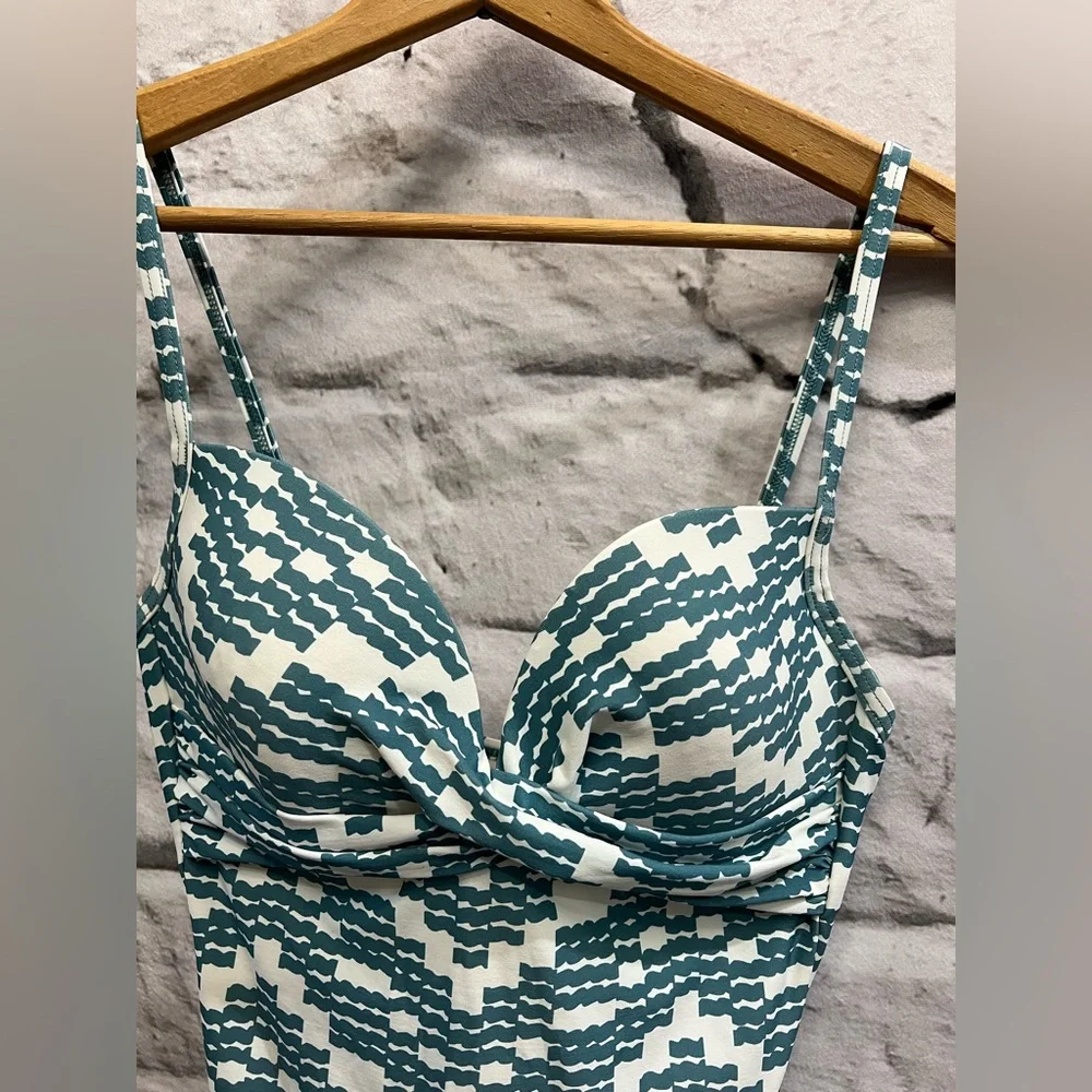 Kate‎ Spade Harbor Fog Swimsuit One Piece Green Twist Geometric White Grey Blue